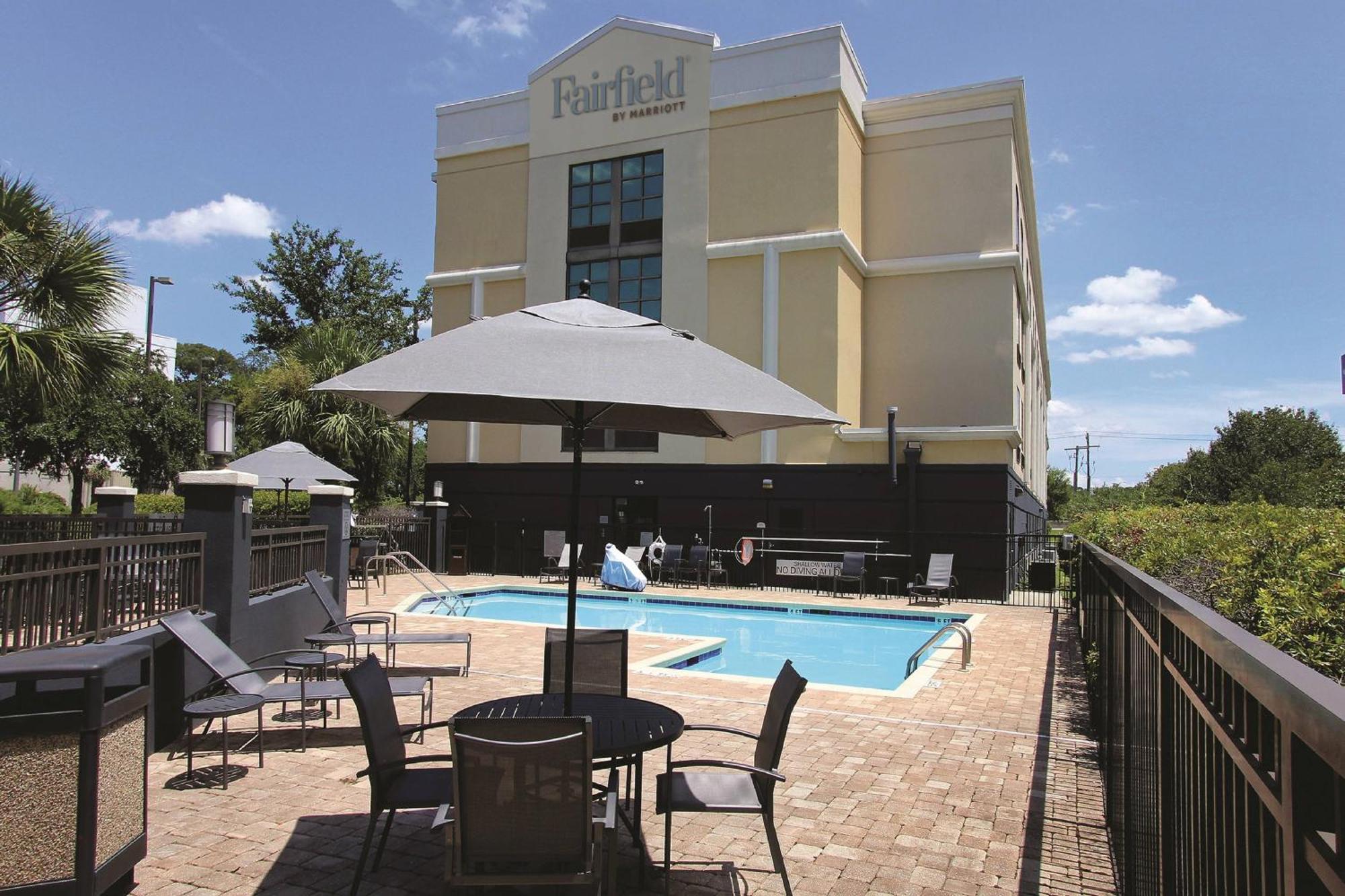 Fairfield Inn & Suites By Marriott Charleston Airport/Convention Center Север Чарлстон Экстерьер фото