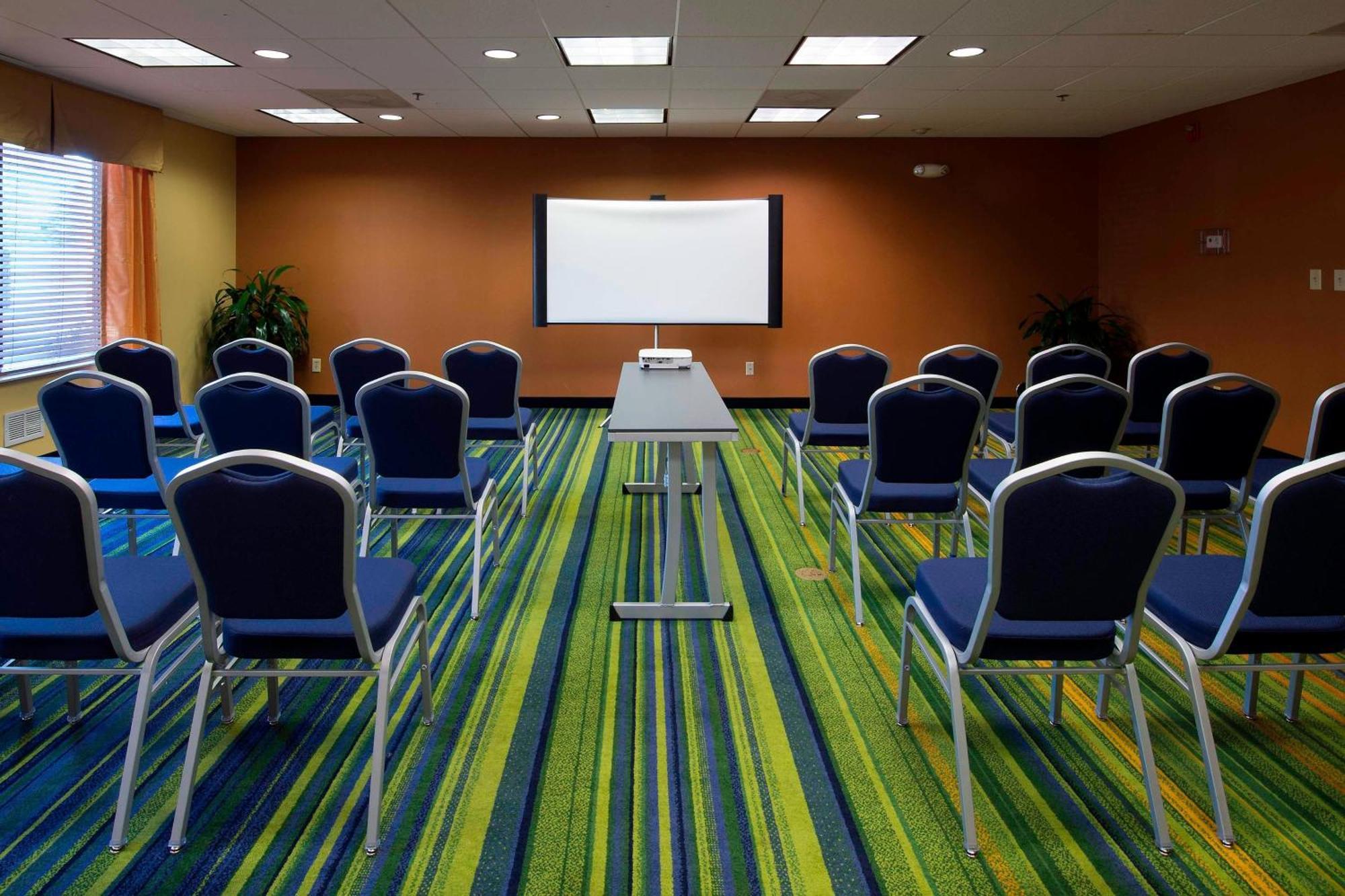 Fairfield Inn & Suites By Marriott Charleston Airport/Convention Center Север Чарлстон Экстерьер фото