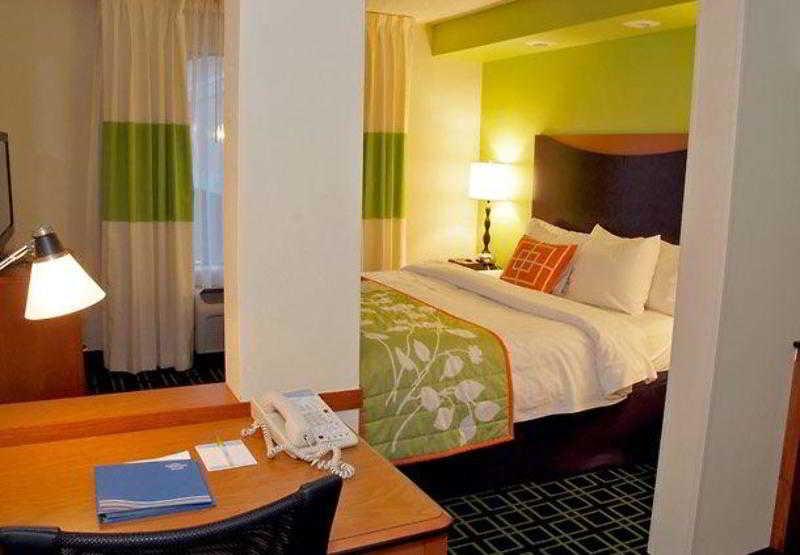 Fairfield Inn & Suites By Marriott Charleston Airport/Convention Center Север Чарлстон Номер фото