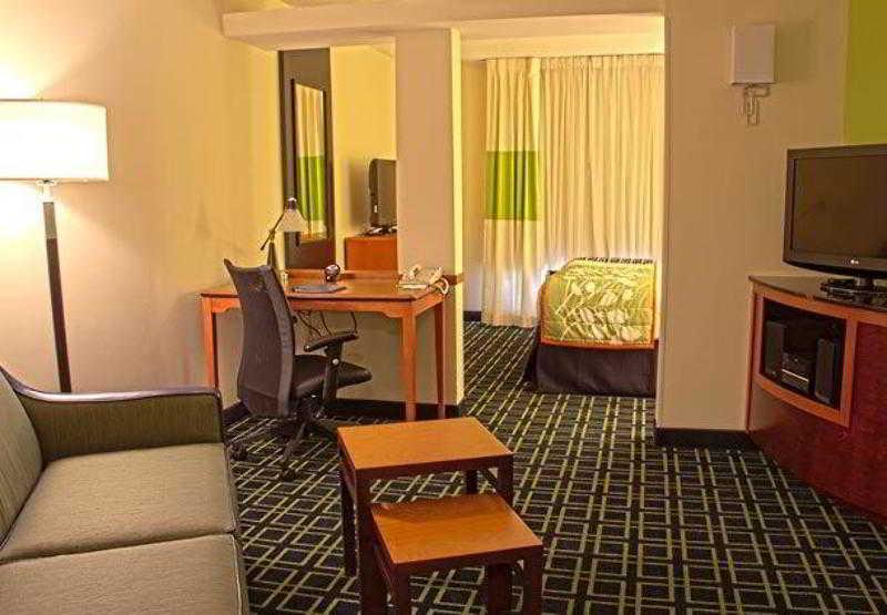 Fairfield Inn & Suites By Marriott Charleston Airport/Convention Center Север Чарлстон Номер фото