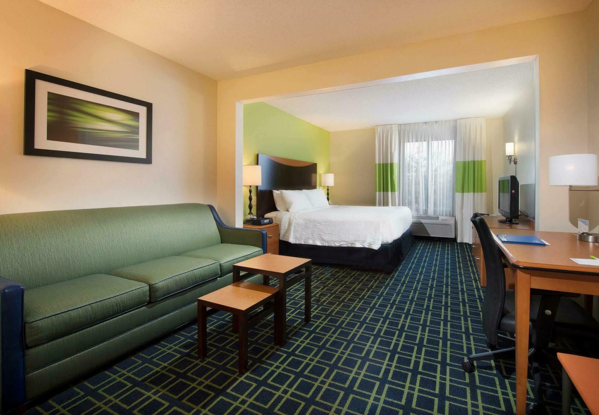 Fairfield Inn & Suites By Marriott Charleston Airport/Convention Center Север Чарлстон Экстерьер фото